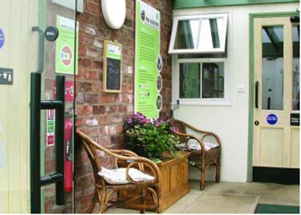 วายเอชเอ ดอลบี ฟอเรสต์ Hostel Levisham ภายนอก รูปภาพ
