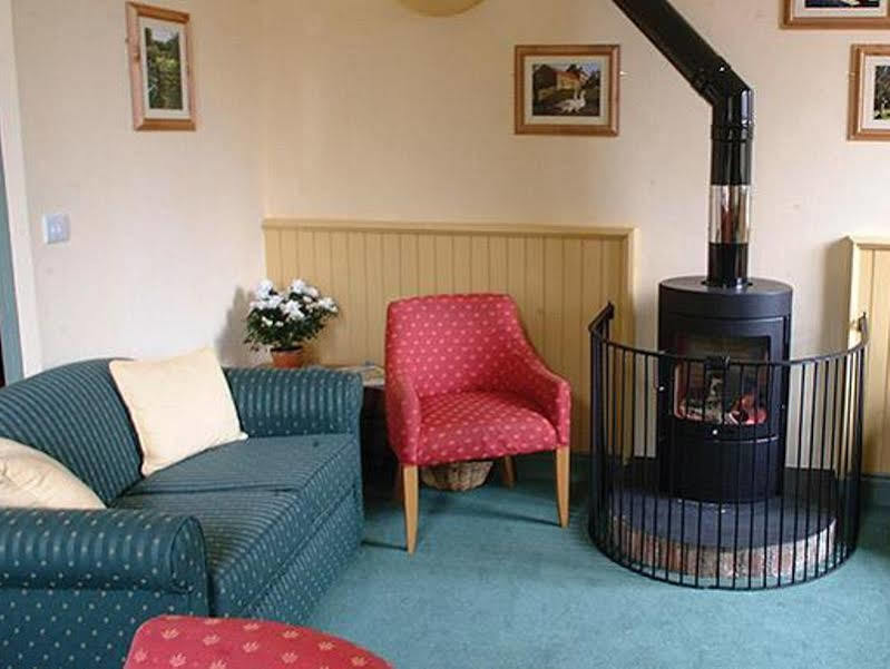 วายเอชเอ ดอลบี ฟอเรสต์ Hostel Levisham ภายนอก รูปภาพ